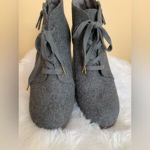DR. SCHOLL’S Ladies Gray wool Nelly wedge boots Size 9.5 VVGUC++